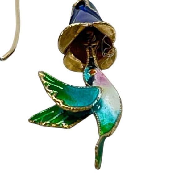 VINTAGE HUMMINGBIRD AND FLOWER Enameled 3D Dangle Drop Earrings - Picture 7 of 14